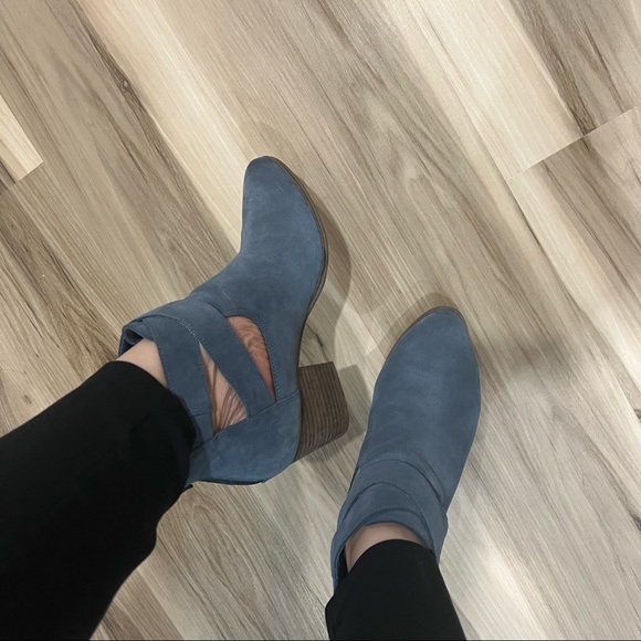 SOLE SOCIETY ANKLE BOOTS AZURE VISTA BLUE 8.5 EUC SHOES - Picture 3 of 10